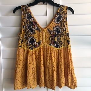 Francesca’s Yellow Printed Tank Top